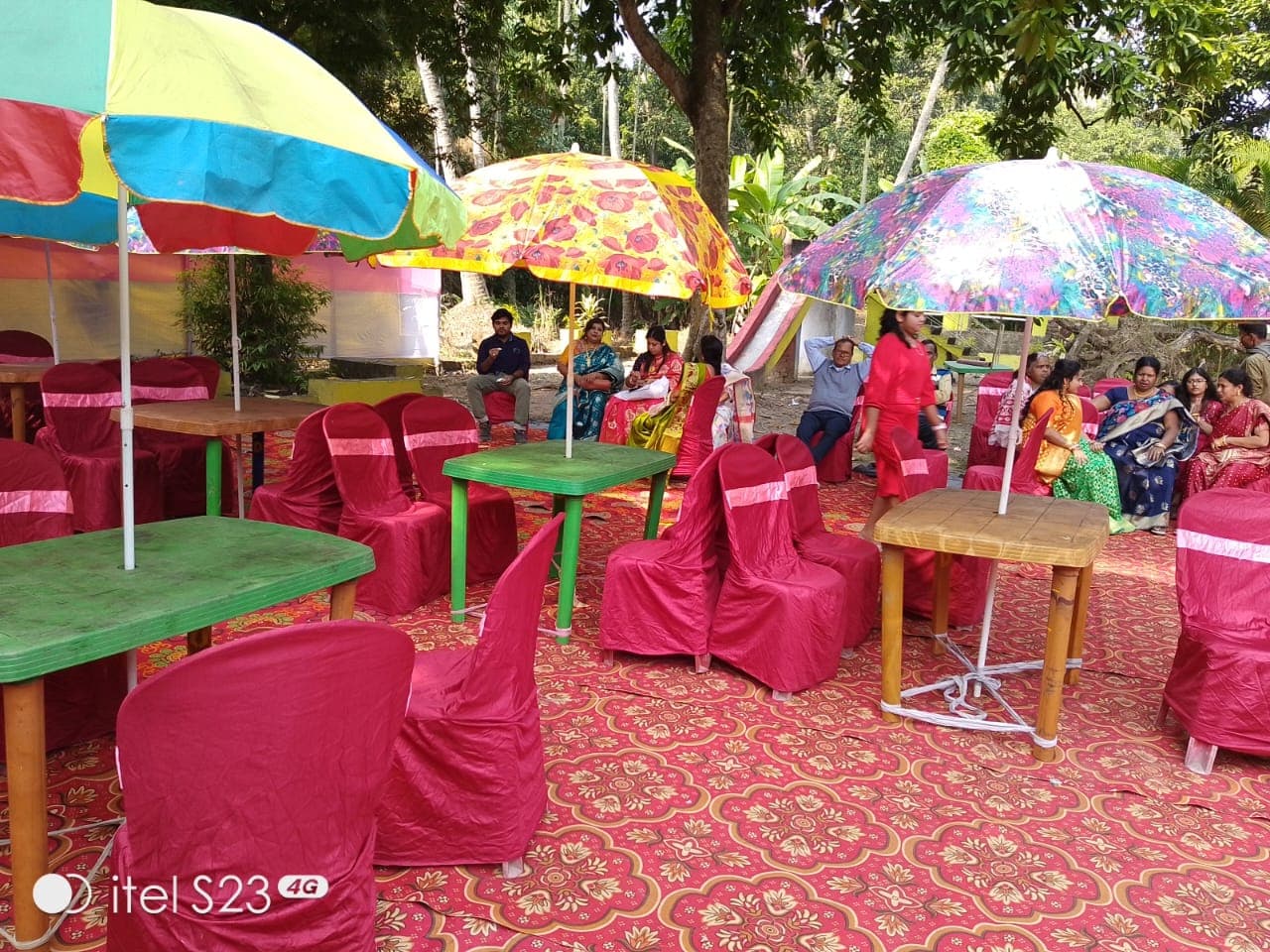 This is how you can also have your picnics planned!